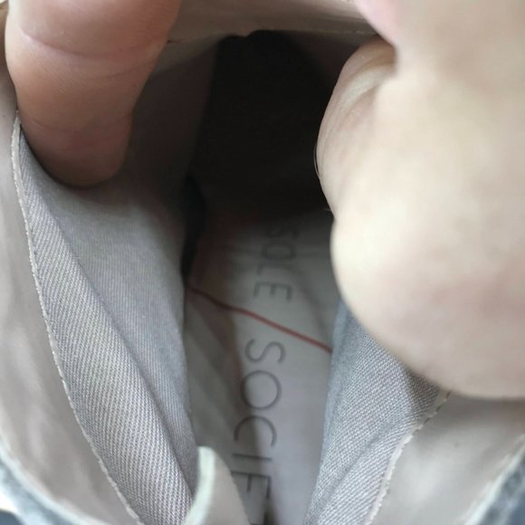 Sole Society Beige Suede Booties Pull On Zip Up Ankle Boots Womens Size 6 B - Picture 5 of 7